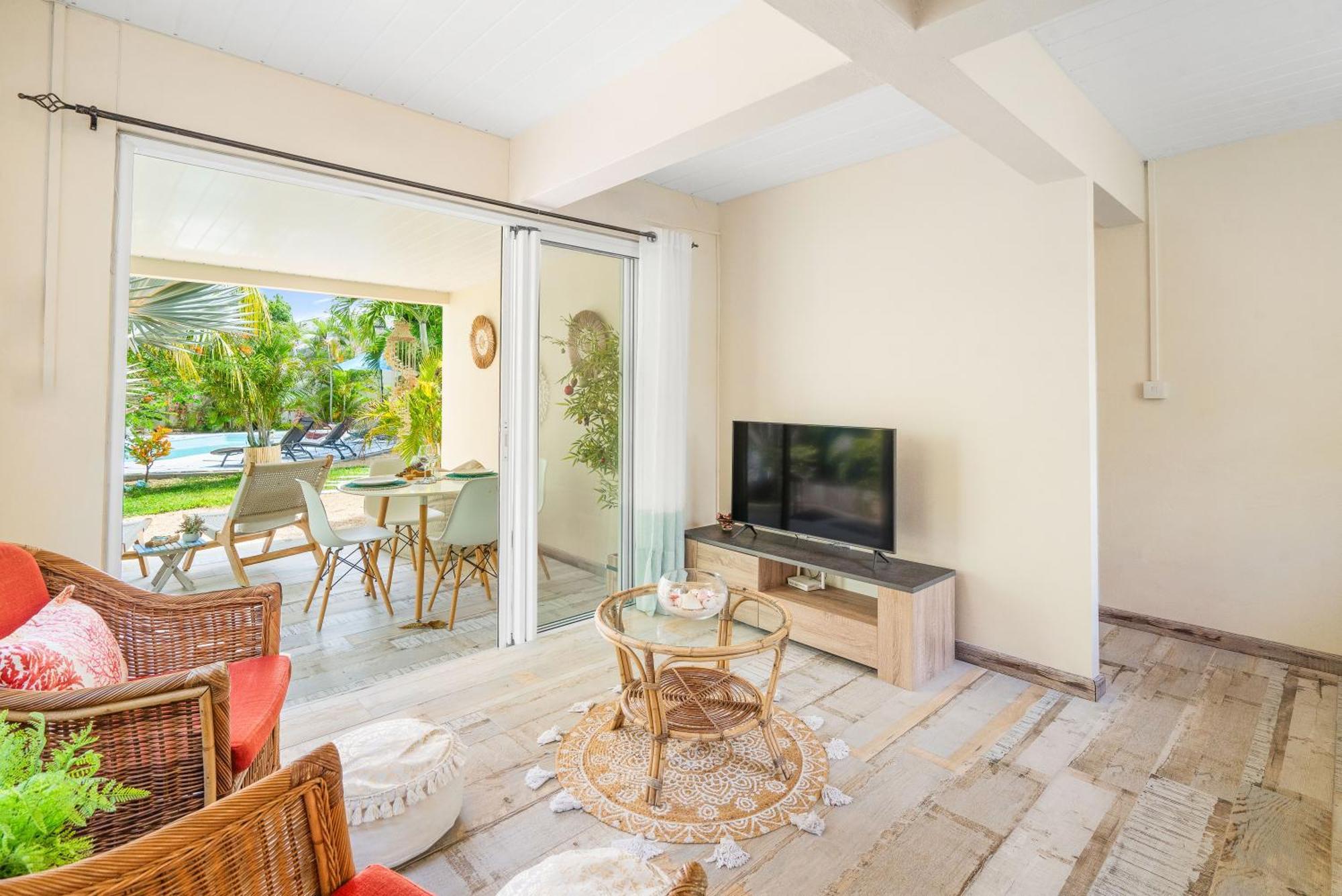 Lakaz Del Sol - Modern And Elegant Apartments With Luxurious Garden, Pool And Barbecue Area - Tourism Permit Certified Tamarin Exterior foto