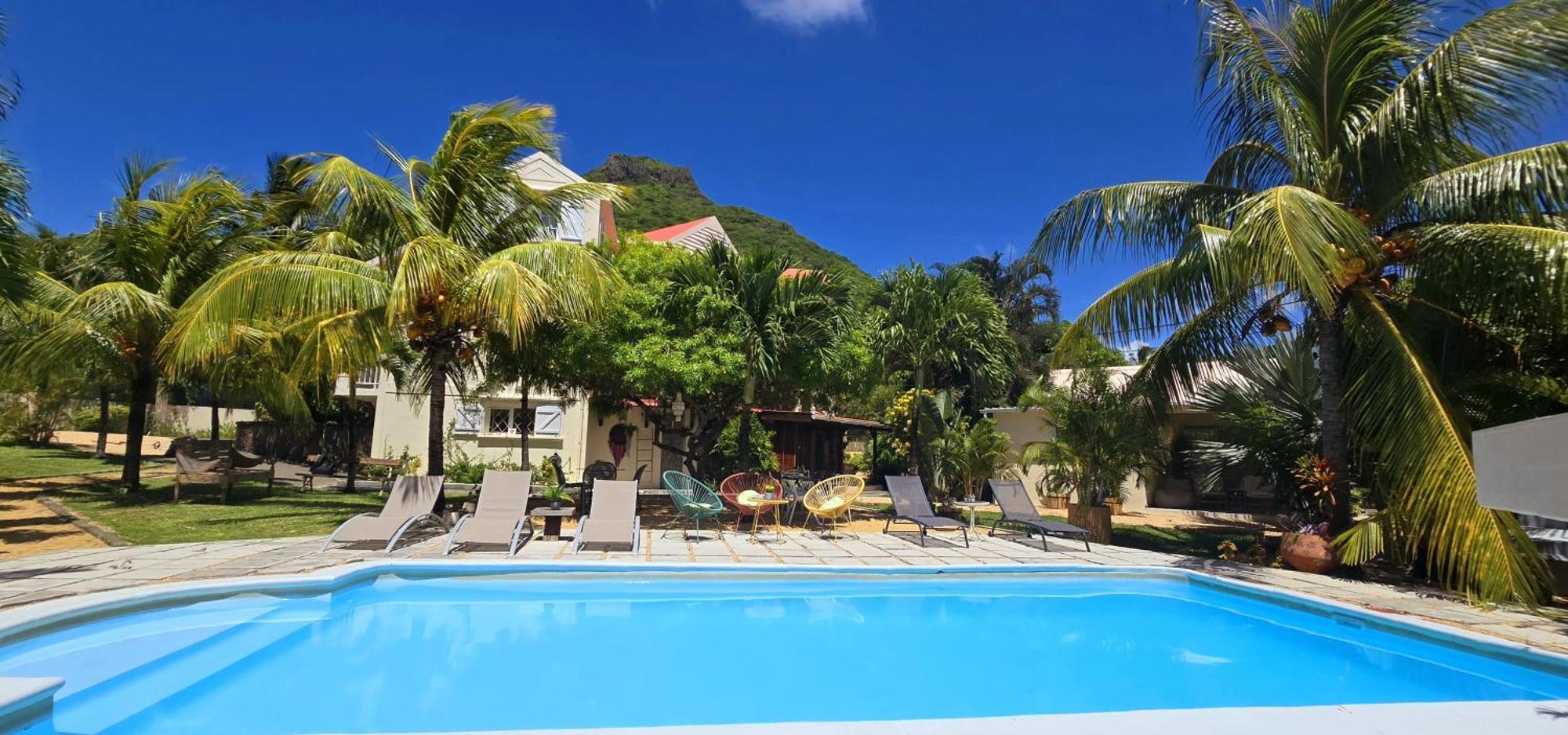Lakaz Del Sol - Modern And Elegant Apartments With Luxurious Garden, Pool And Barbecue Area - Tourism Permit Certified Tamarin Exterior foto